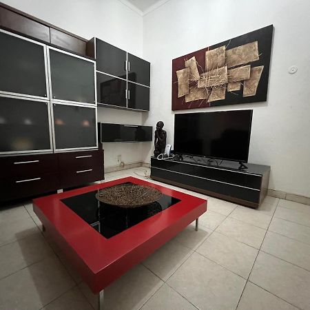 Ferienwohnung Africa Em Zona Comercial De Luanda Exterior foto