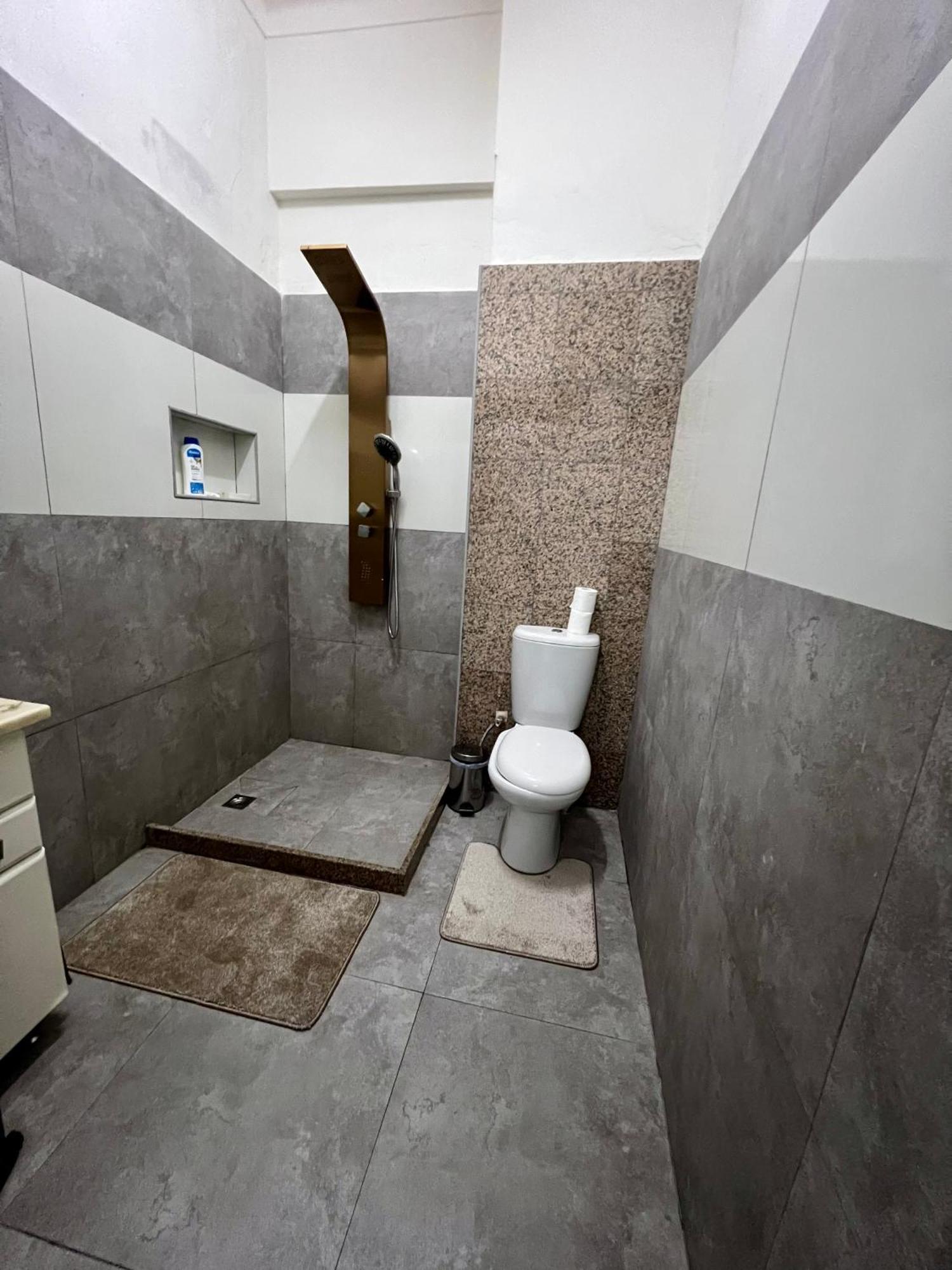 Ferienwohnung Africa Em Zona Comercial De Luanda Exterior foto